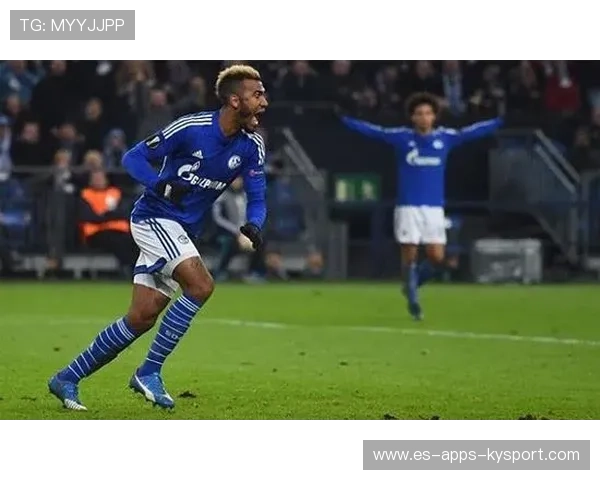 中路穿透直塞助攻完成致胜配合：一场关于速度、洞察与默契的训练之旅